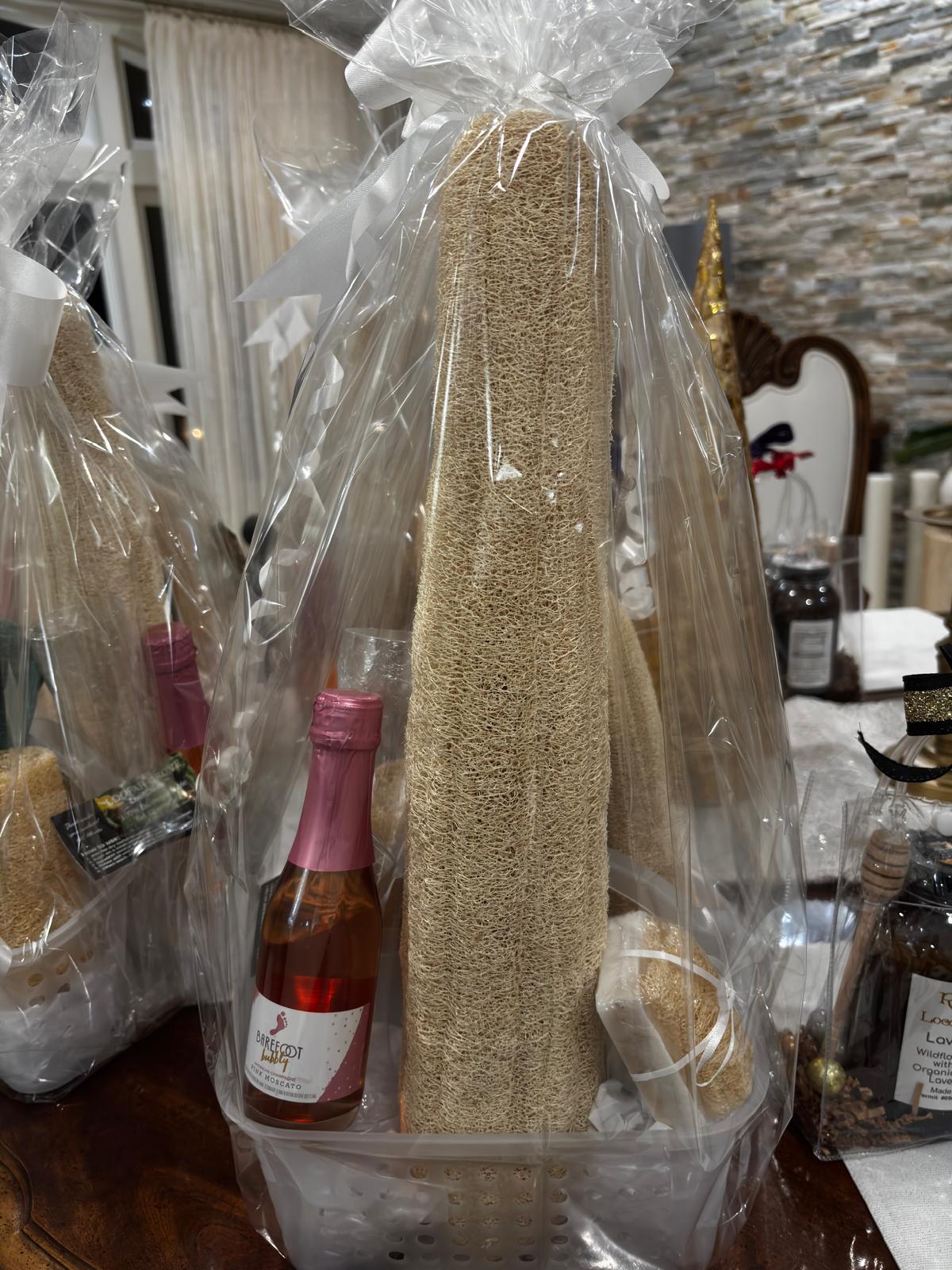 Luxurious Bath Exfoliation Holiday Gift Experience